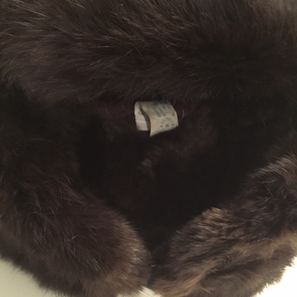 Genuine Rabbit Fur Hat - Picture 9 of 11